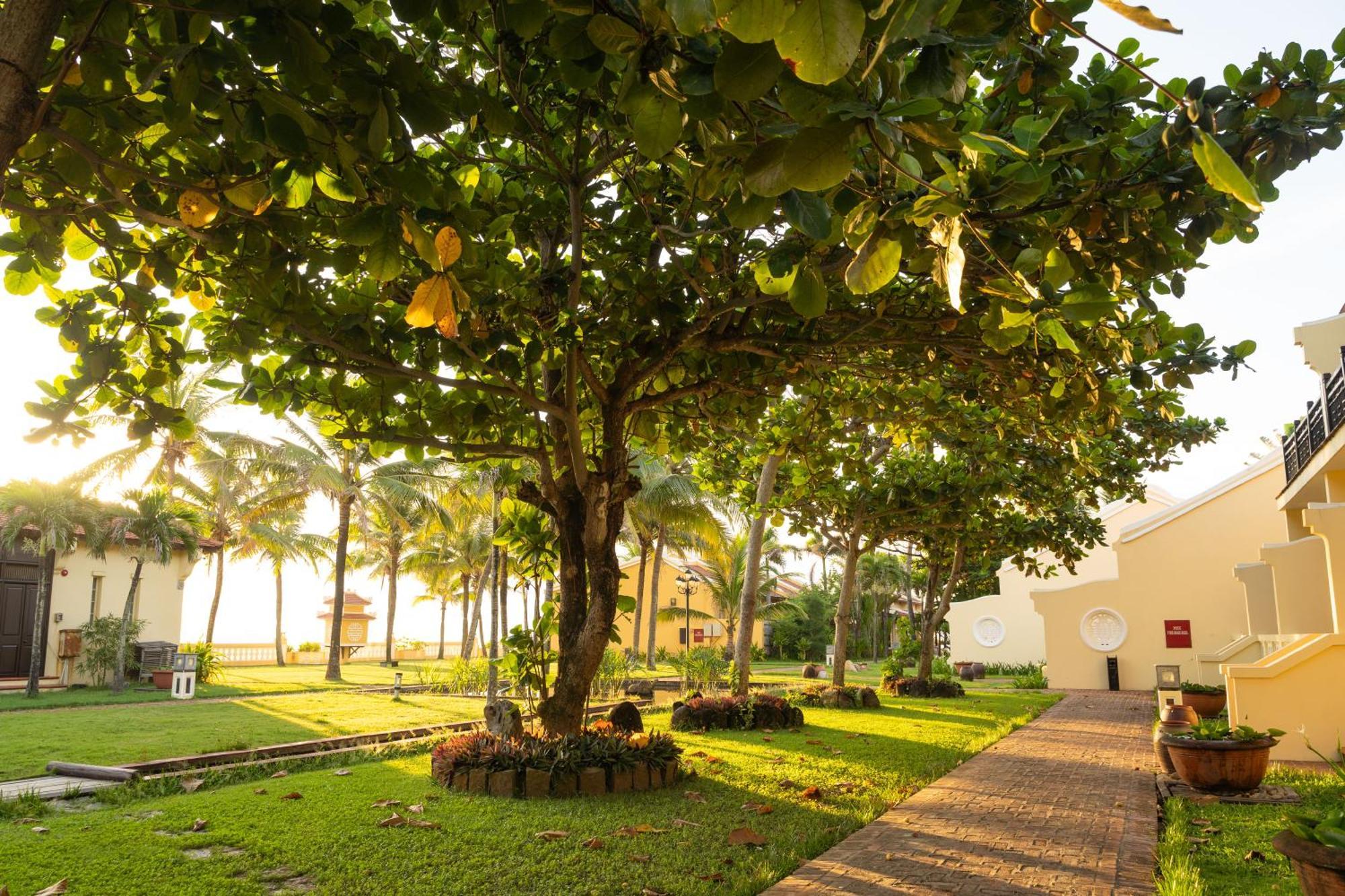 Victoria Hoi An Beach Resort & Spa Esterno foto